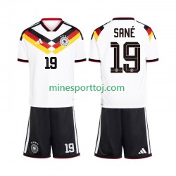 Tyskland Leroy Sane 19 Børne Hjemmebane Fodboldtrøje VM 2026 Lange Ærmer