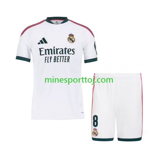 Real Madrid Federico Valverde 8 Børne Hjemmebane Fodboldtrøje 2026-2027 Lange Ærmer