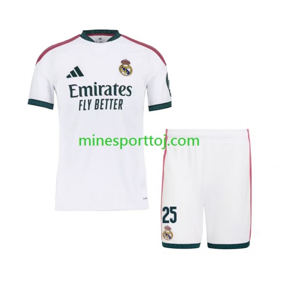 Real Madrid Yan Diomande 25 Børne Hjemmebane Fodboldtrøje 2026-2027 Lange Ærmer